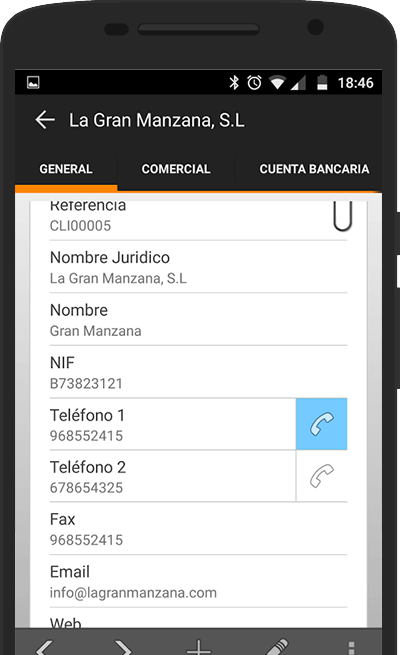 Información de contacto de clientes online y desde el móvil